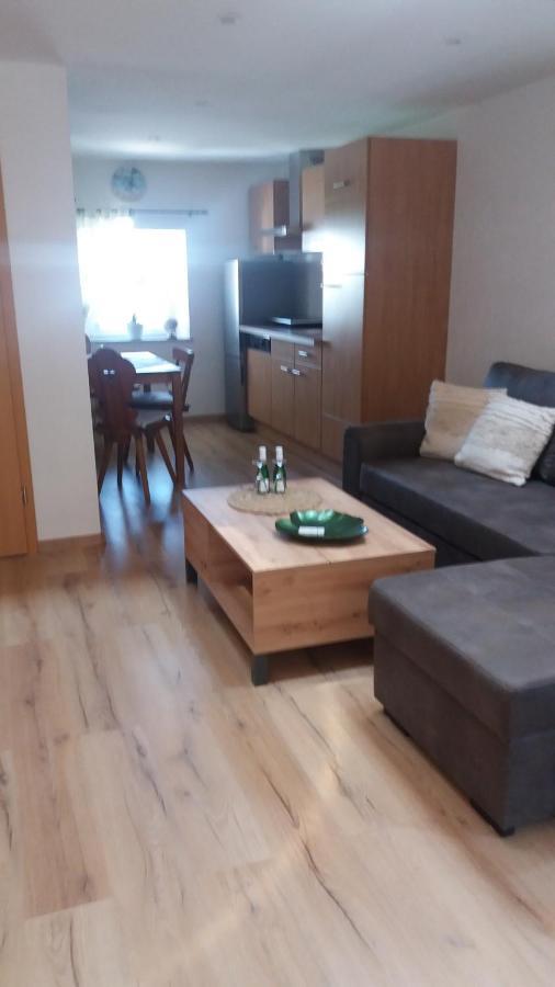 Apartamento Fam.Singer Garching an Der Alz Exterior foto
